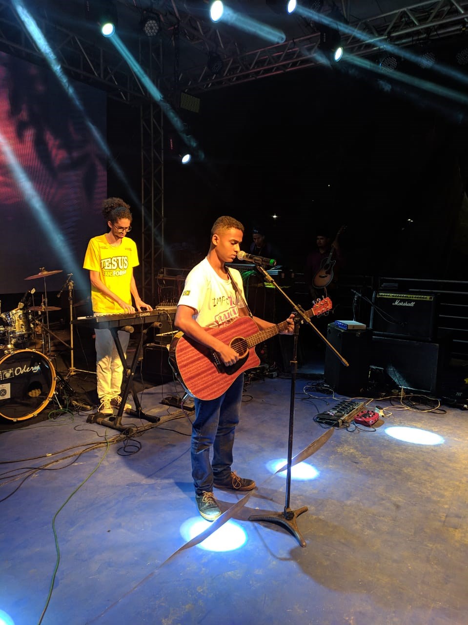 Camacã: 5ª Festa dos Evangélicos traz milhares de pessoas em seu primeiro dia
